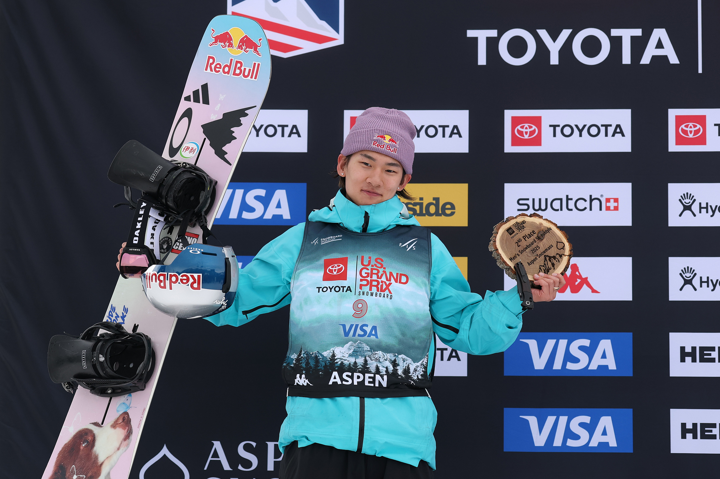 加拿大选手夺得滑板项目奖牌 加拿大选手夺得滑板项目奖牌